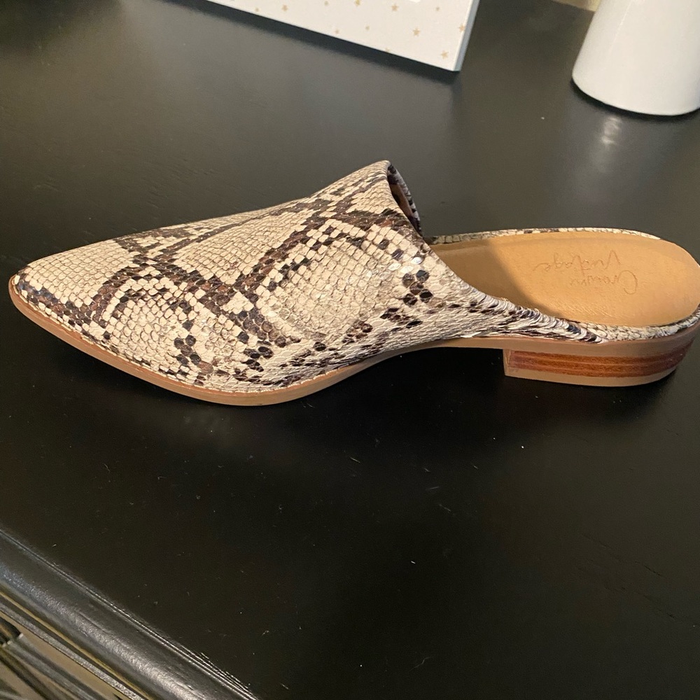 Slip on mules